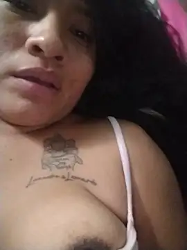 Sol_vannesa - My whole tail is covered in oil