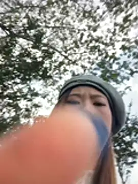 Mia999 - 户外脱内裤