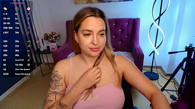 Emma__Ross - stand up+ show your body
