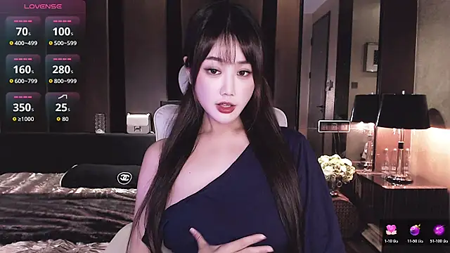 Aurora__77 - 周末快乐