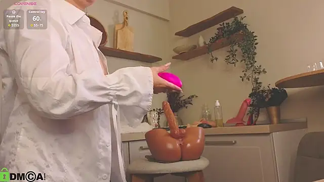 Nikki_Mi1k - add oil and water