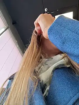 EvvaMur - Rip off your tights and fuck your pussy