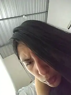 LauraMontaii - LECHE DONDE TU ELIJAS