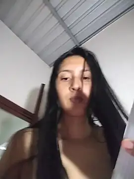 LauraMontaii - LECHE DONDE TU ELIJAS