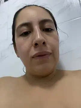LatinPregnantRosie - SUCK AND LICK MY NIPPLES
