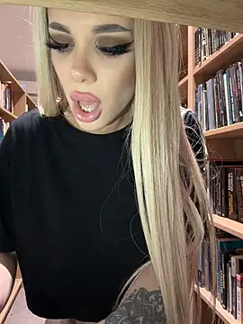AlyssaFoxx_ - Hi Alyssaaa ⛓️