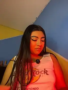Laulin_TayyyX - Show tits🍒✨👅