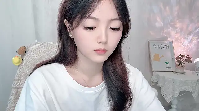 Wenwen8888 - 会有一束光是为我打,会有一个人是为我而来