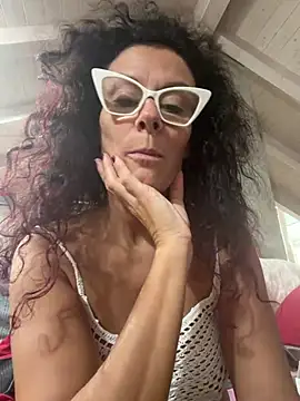 Antonella_524 - Nuda dito culetto