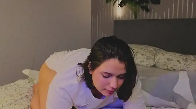 VivienRoss_ - BOOP MY NOSE