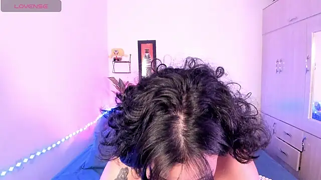 Adriannyp_1 - adri fuck hard carol with strap on