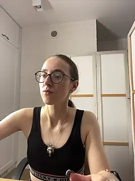 MartiniiSelenna - Masturbating