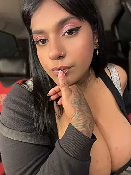 Nahomy-fire - Nipple pinches🤤🍒