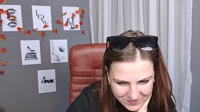 ElizabethGlow - sexy dance
