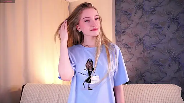 VivaGessel - Lick finger thinking about your dick