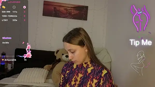 Trissy_Terry - play with breasts