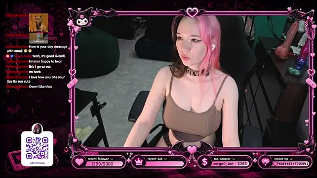 Maya_Viola - naked boobs 10 min