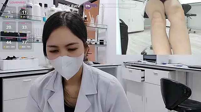 Lubeyou_KT - naked under coat+2m ctr at LAB