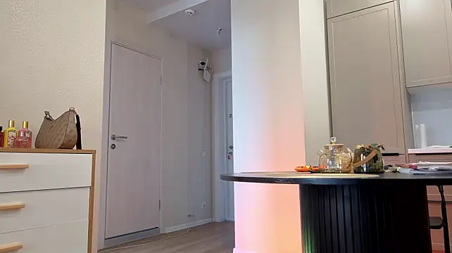 Erica_angel - finger my pinky ass