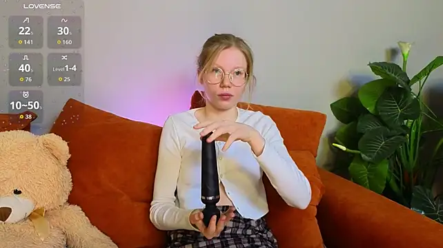 Snow_Kitty_ - Make my butt red