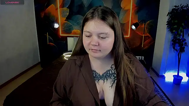 Lovely_bloom - oil on tits