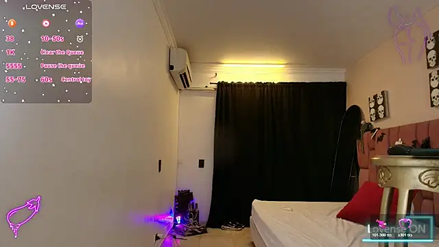 Kate_Dynasty - show ass
