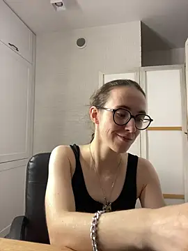 MartiniiSelenna - Striptease
