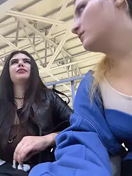 AdelRich - 2 girl goggi naked in publike