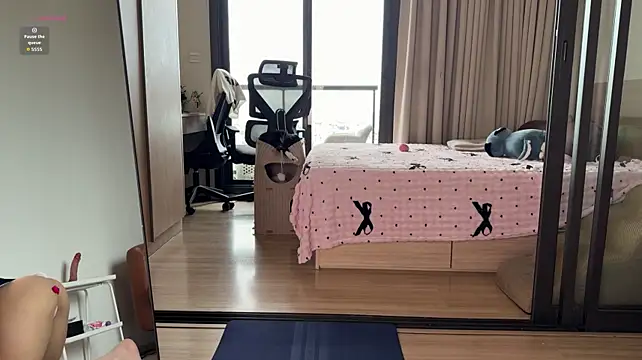 Elliemiu - Dildo time?..