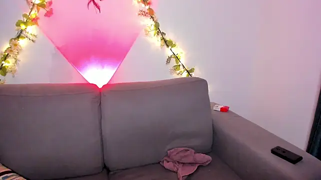 Valyi_ - SHOW BOOBS