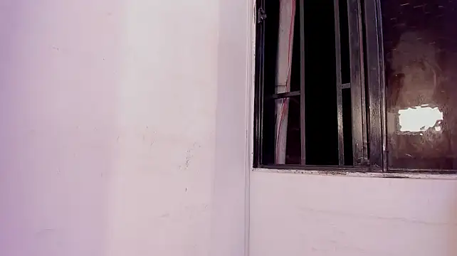 Mia_rouxx1 - Red ass in Doggystyle+ Fingers pussy