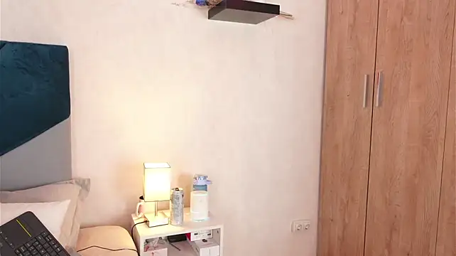 Sky_Riyoo - play with my pussy and fingers