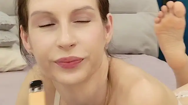 Mila_Anders