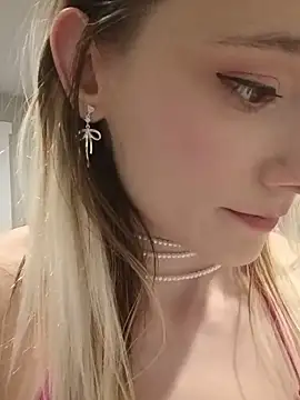 Chloe_StClaire - Finger ass