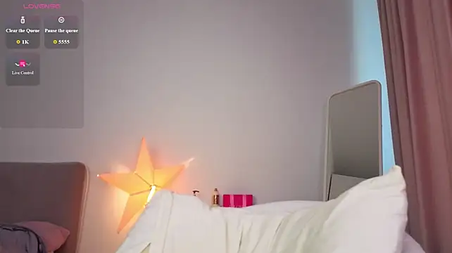SmolCutie - CUM HARD
