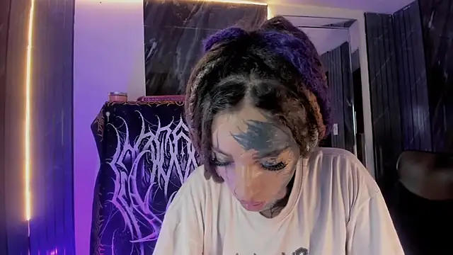 Lucy_Doll8 - play with fuck machine in my throath