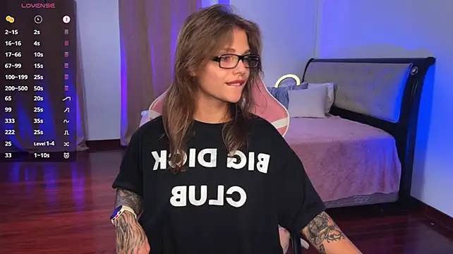 HumbleJess - pull up t short and teas with the ass