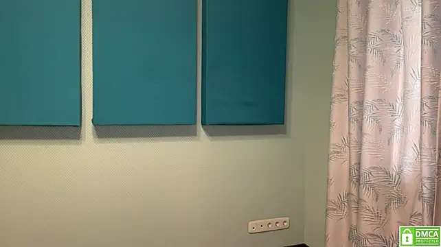 Juicy_Cutie - Lick my tasty lips 🫦
