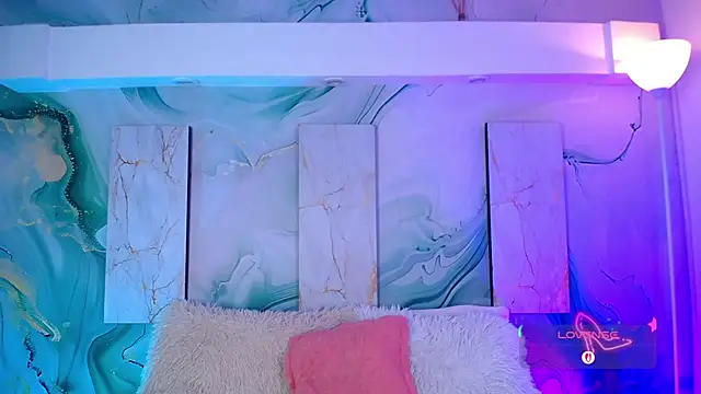 MylaDreams - Show Boobs