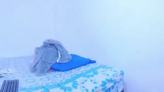 Monserrath_bitch_naughty - viaje 🍷
