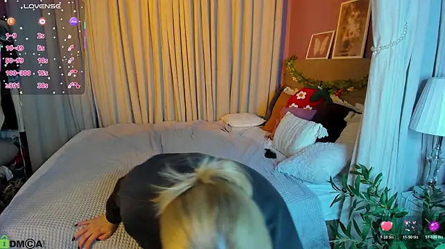 Michele_Greenn - Tease boobs