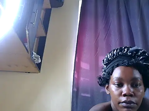 Thick_sassy - make me squirt