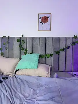 Naomiii__ - PLUG ANAL+OLI ASS🍑🍑💥🥵