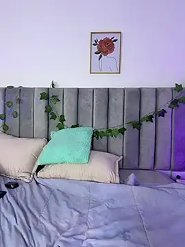 Naomiii__ - PLUG ANAL+OLI ASS🍑🍑💥🥵