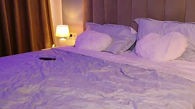 Lilyque - SPANK MY ASS 11 TIMES