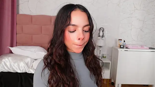 BambiRoses - On My Knees POV Blowjob