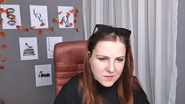 ElizabethGlow - sexy dance