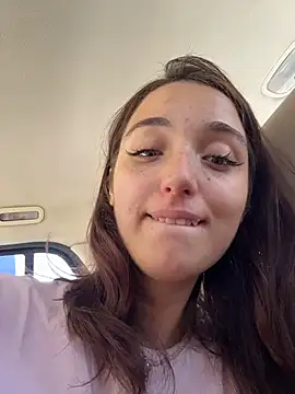 DollyTall - put hand in panties and play with my 🍓