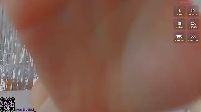 Victori_Fox - Make my pussy throb with the vibrations