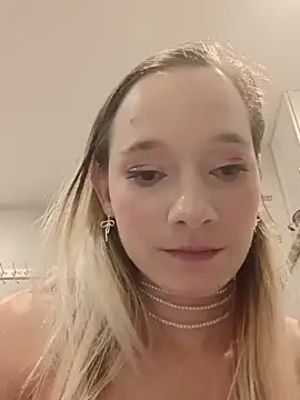 Chloe_StClaire - Vibe 3 min